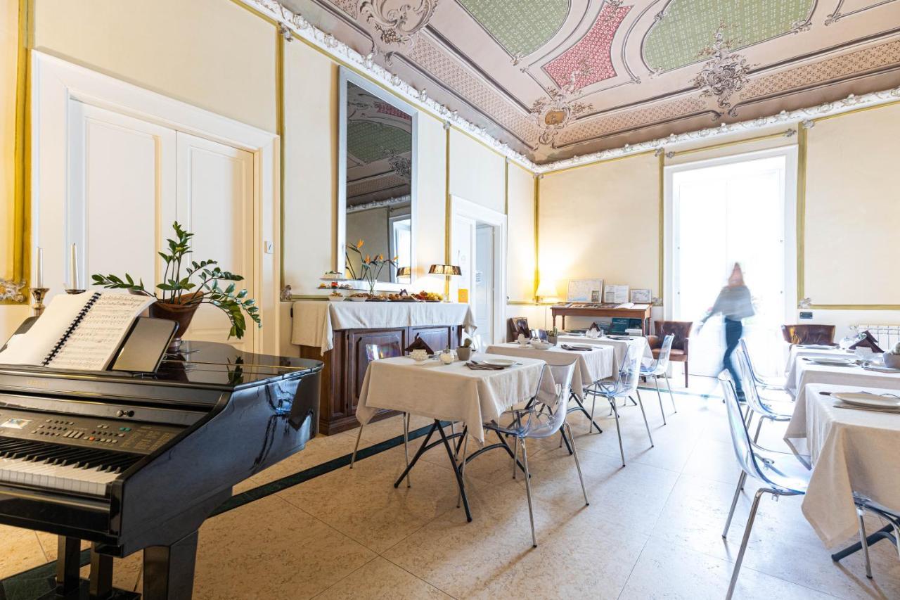 B&B Sant'Agostino Palermo Eksteriør billede